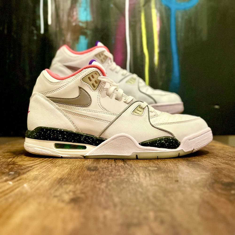 NIKE AIR FLIGHT 89 “PLANET of the HOOPS”